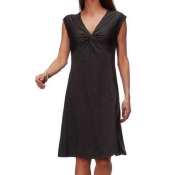 Patagonia Dresses & Skirts - Patagonia Seabrook Dress in Black Women’s Medium